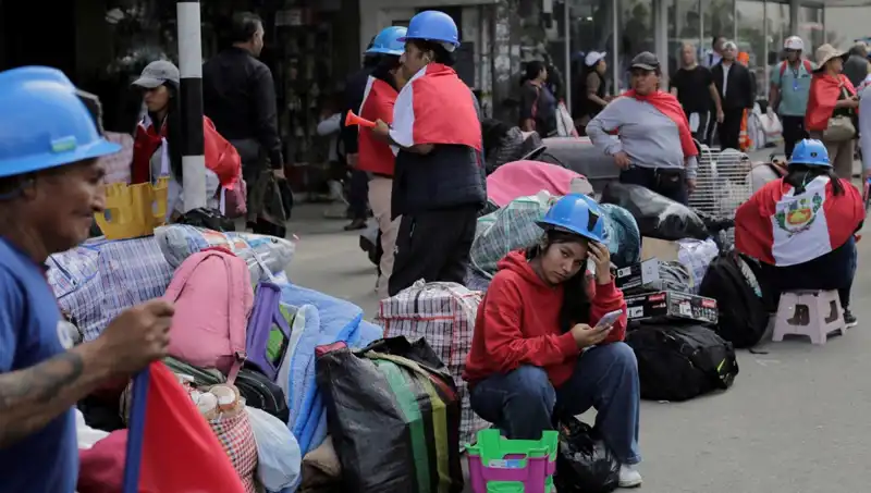 Peru'da Madenciler Sokaklarda: Grev ve Protestolar Tırmanıyor