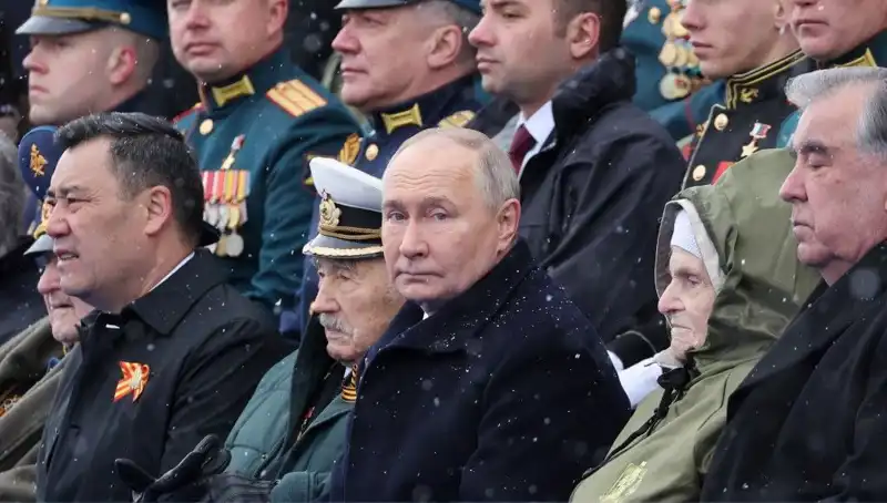Rus Ordusunun Genişlemesi: Putin'den Tarihi Askeri Hamle