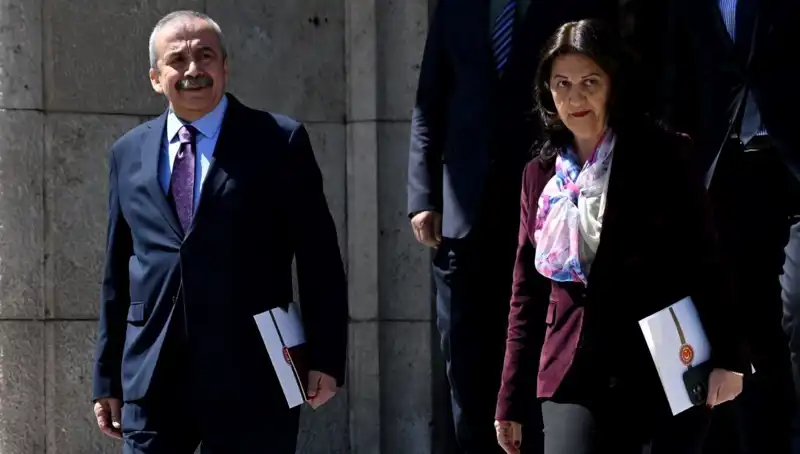 DEM Heyetinin Pervin Buldan ile Açıkladığı Yeni Yasal Adımlar