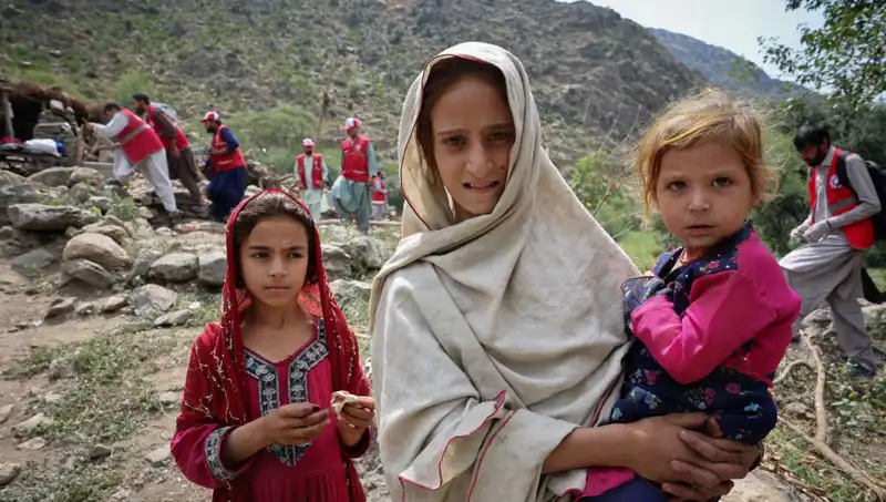 Afganistan'da Uykuda Yakalayan Deprem, 2 Binden Fazla Hayat Kaybına Neden Oldu