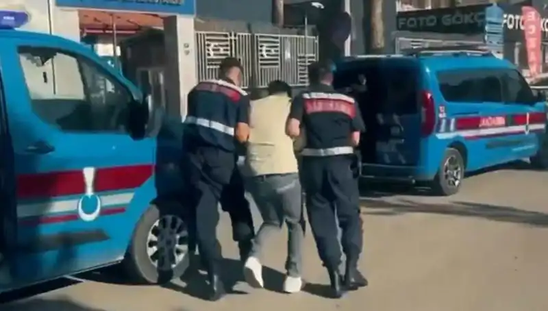 10 İlde 5 Suç Örgütüne Dev Operasyon: 74 Gözaltı