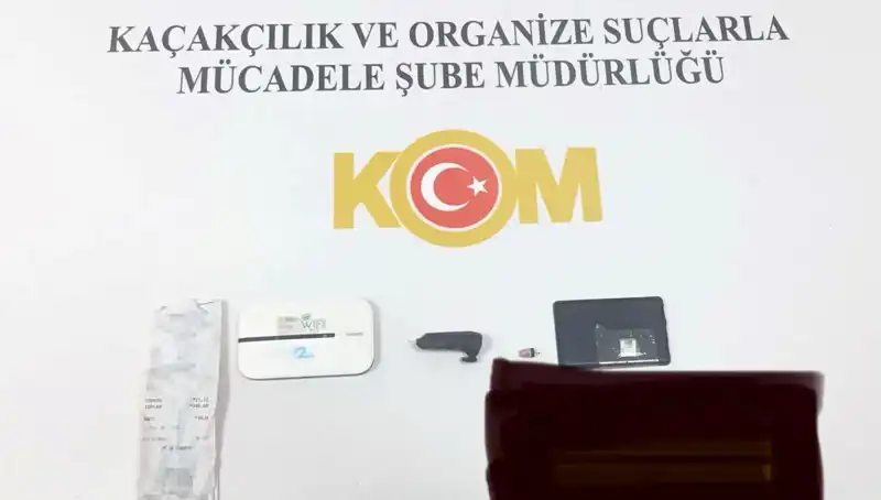 Ehliyet Sınavında Kopya Düzeneği ile Yakalananlar Şoke Etti