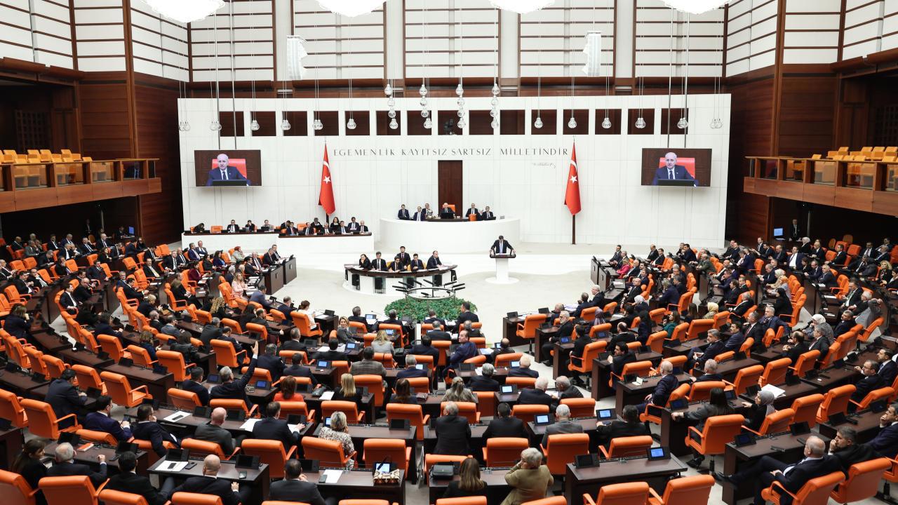 TBMM'de 2025'in İlk Gündemi Yeni Anayasa Hazırlıkları