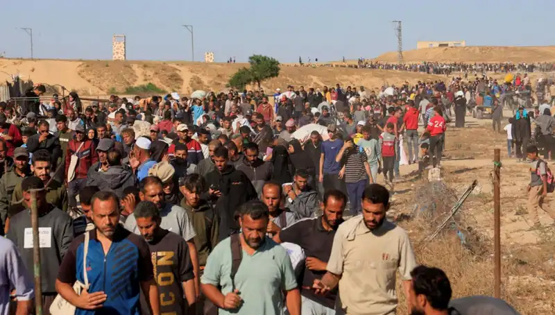 Gazze'de İnsani Yardım Beklerken İsrail Ateşi: 15 Filistinli Hayatını Kaybetti