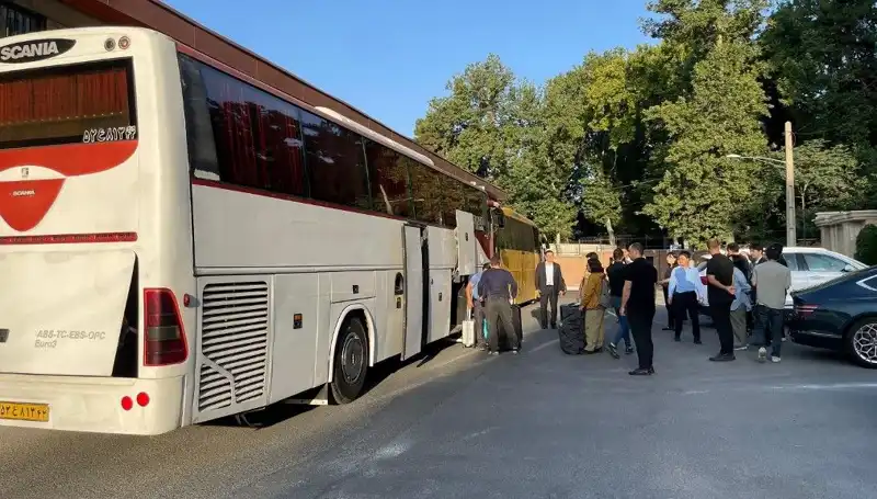 Şiraz’da Feci Kaza: Otobüs Devrildi, 21 Kişi Hayatını Kaybetti