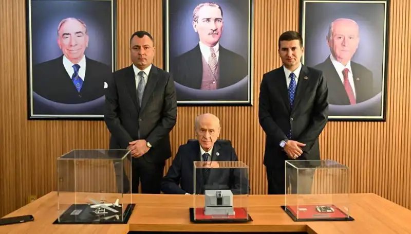 Bahçeli'den Ülkü Ocakları'na Ziyaret: Yeni Dönemdeki Hedefler Neler?