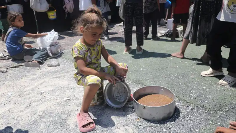 Gazze'de İnsani Kriz: Çocuklar Açlıktan Feryat Ediyor