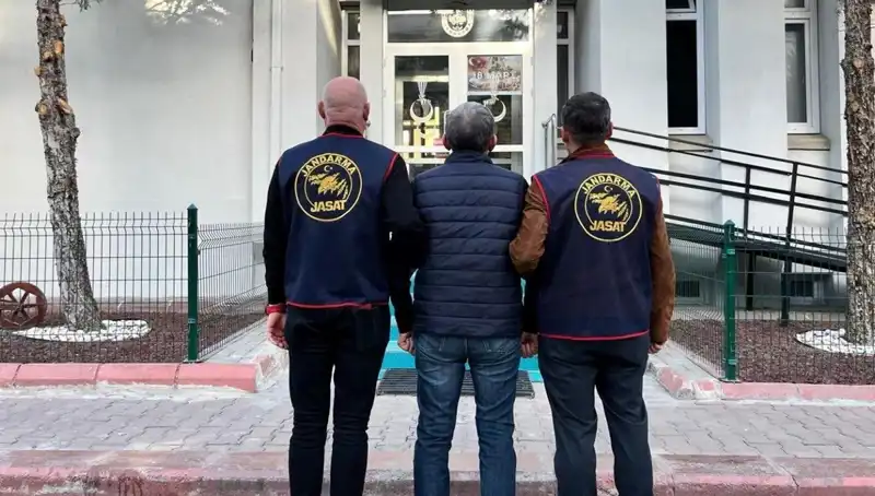 MİT TIR'larının Durdurulmasında Rol Oynayan FETÖ'cü Emniyet Müdürü Yakalandı