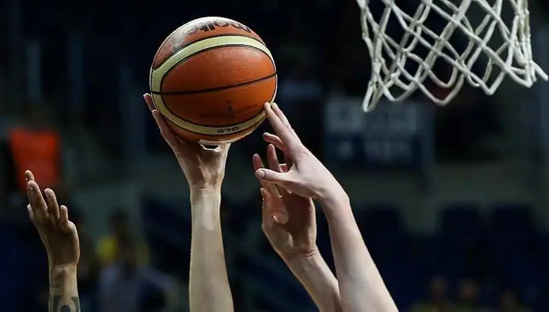 Kadın Basketbolunda Fenerbahçe-Beşiktaş Yarı Final Serisi Heyecanı Başlıyor