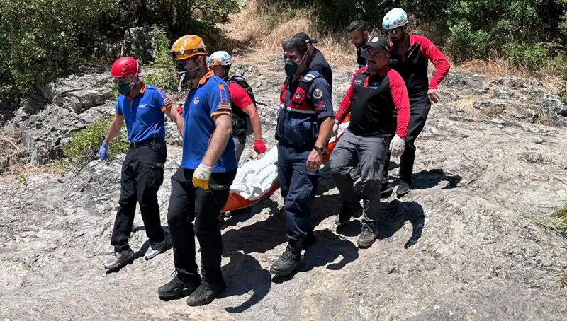 Kayalıkların Arasında Yaşanan Gizemli Ölüm Olayı Şehirde Şok Etkisi Yarattı