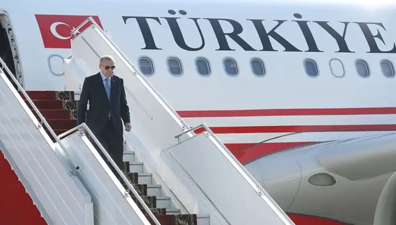 Cumhurbaşkanı Erdoğan, İtalya'dan Dönüşünde Önemli Mesajlar Verdi