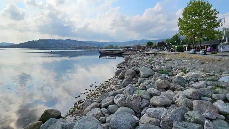 Sapanca Gölü'nde Su Seviyesi Dramı: Tarım ve Ekosistem Tehdit Altında!
