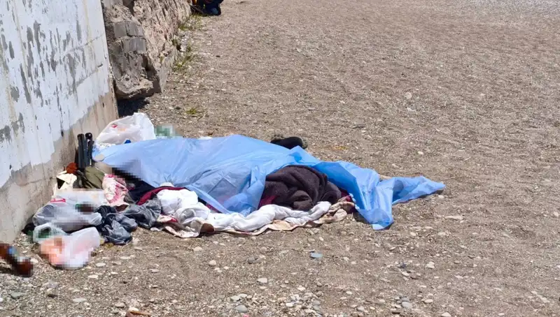 Konyaaltı Sahili’nde Gizemli Bir Ceset Bulundu: Detaylar Üzerine Gelişmeler