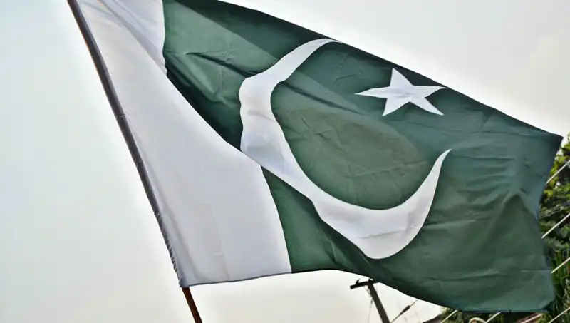 Pakistan'daki Bina Çökmesi Vakasında Can Kaybı Artıyor: Detaylar