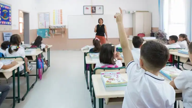 Öğretmenlerin Mayıs Ek Ders Ödemeleri Bayramda Hesaplarda Olacak mı?