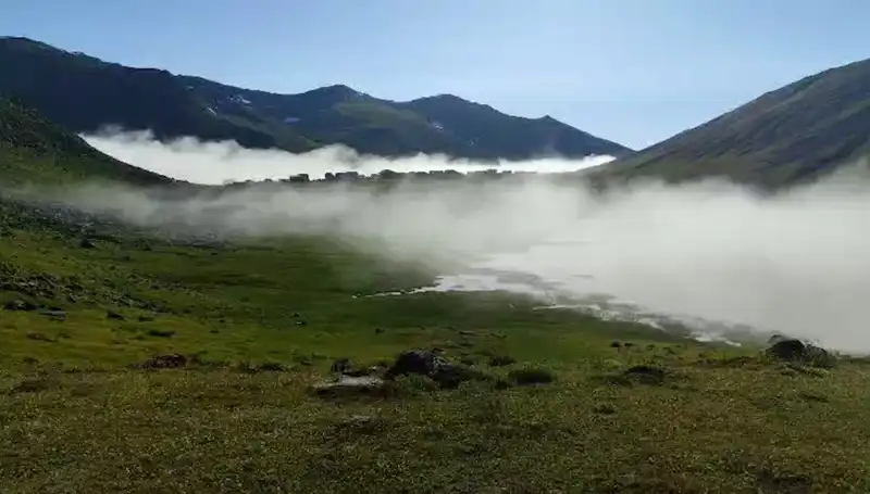 Dağların Zirvesinde Hava Durumunu Önceden Bildiren Yenilikçi Sistem