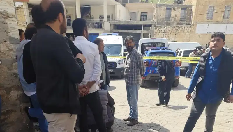 Cami Tuvaletinde Bulunan Gizemli Ceset: Boğazı Kesilmiş Bir Ölüm