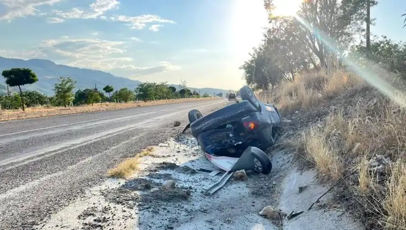 Adıyaman’da Gece Yarısı Otomobil Takla Attı: 1 Yaralı!