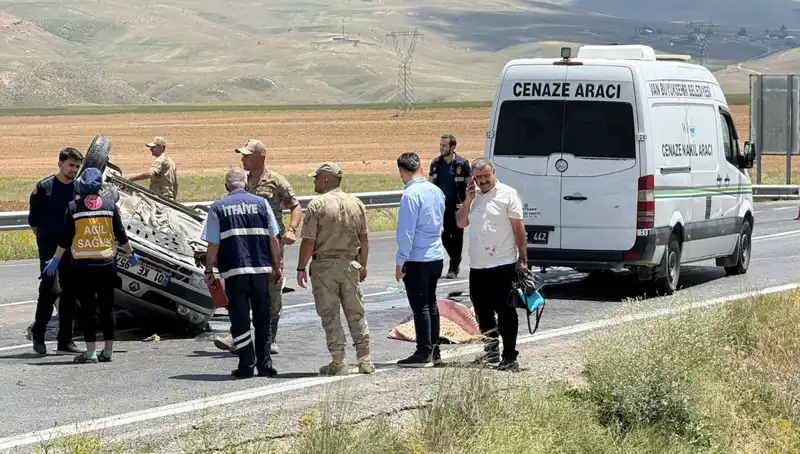 Mezuniyet Kutlaması Öncesi Feci Kaza: Bir Hayat Kaybı, Dört Yaralı