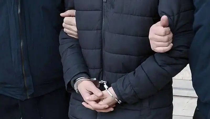 Sakarya'da 32 Yıl Arandı, Yakalanıp Tarihe Geçen Olay!