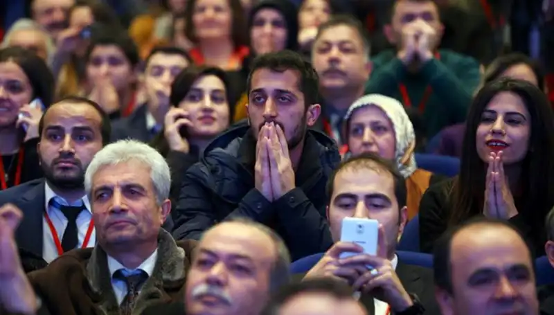2025 Yılı İçin 15 Bin Sözleşmeli Öğretmen Ataması Sınav Tarihleri Açıklandı