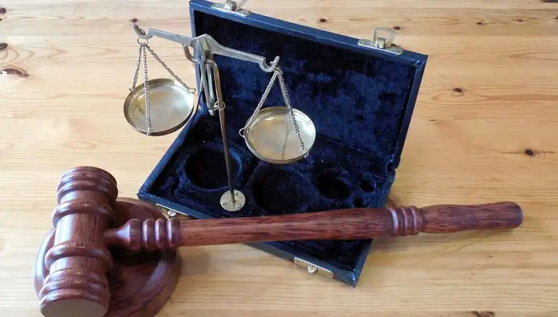 İrtikap Suçu Nedir? Tanımı, Ceza ve Örneklerle Derinlemesine Analiz