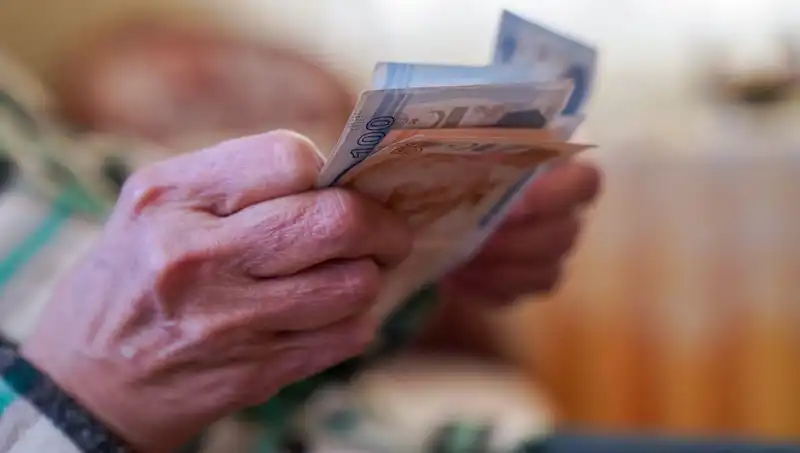 Emekli Bayram İkramiyesi Ne Zaman Yatacak? Bakanlıktan Gelen Beklentiler