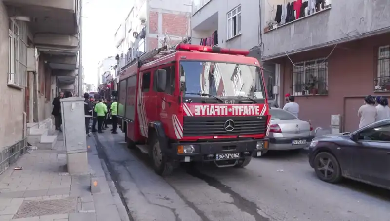 Yangında Mahsur Kalan Yaşlı Kadın, Hayatını Kaybetti: Komşuları Teyze İçin Seferber Oldu