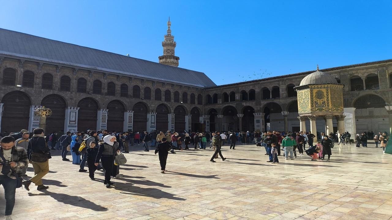 Emevi Camii İmamı: Erdoğan'ın Yardım Eli Tüm Topluma Ulaştı