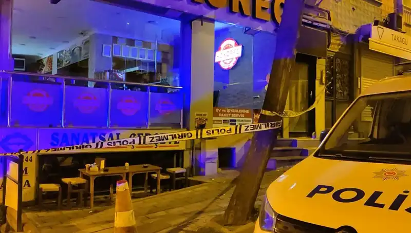 Üsküdar'da Çöp Kavgası: Komşular Arasında Yaşanan Tartışma İkiye Ayrıldı