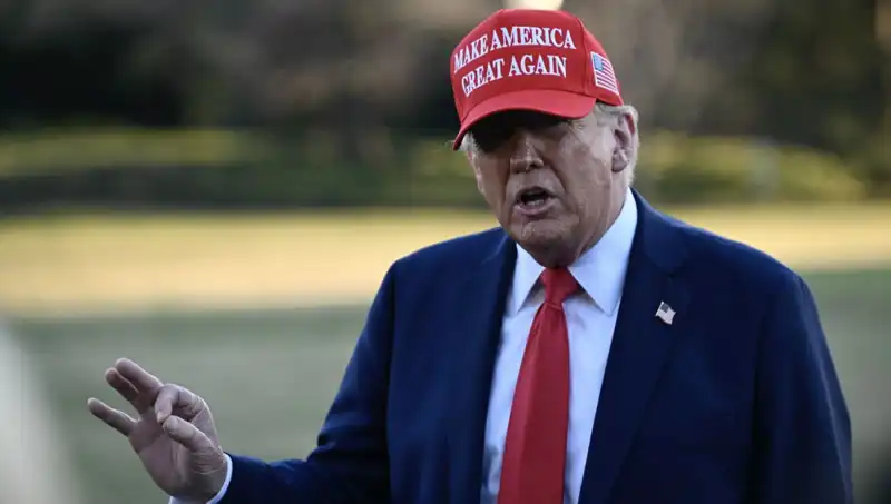 Trump, Ukrayna Konusunda Kendini Övdü: "ABD'yi Savaşa Sürüklemedim"