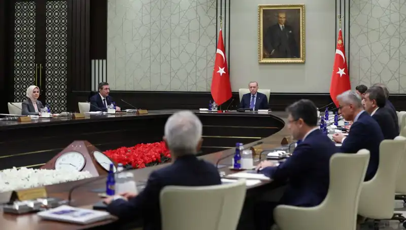 1 Mayıs İşçi Bayramı'nda Kabine Üyelerinden Birlik ve Dayanışma Mesajları