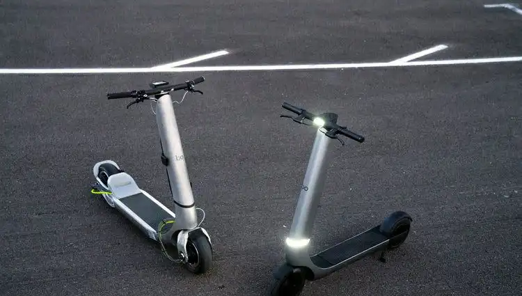 Elektrikli Scooter Devrimi: Trafiğe Çıkması Yasaklanan Süper Hızlı Modeller!