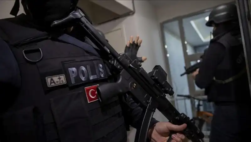 DAEŞ Operasyonu Türkiye'yi Sarınca, 89 Şüpheli Yakalandı!