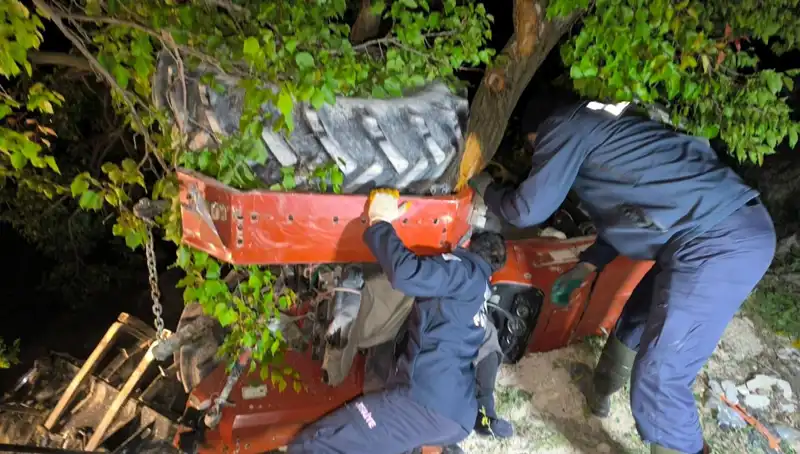 Kontrolden Çıkan Traktör Devrildi, Talihsiz Olayın Ardında Neler Var?