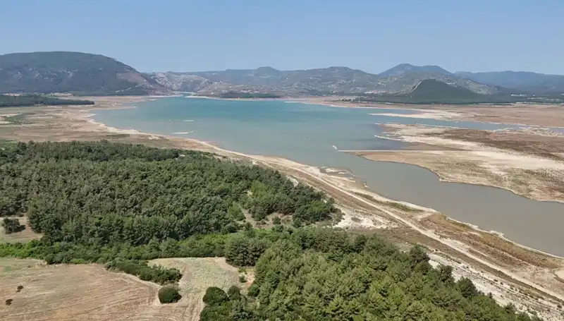 İzmir'de Tehlike Çanları: Suç Oranları Geçen Yıla Göre Yüzde 50 Düşerek Şaşırttı