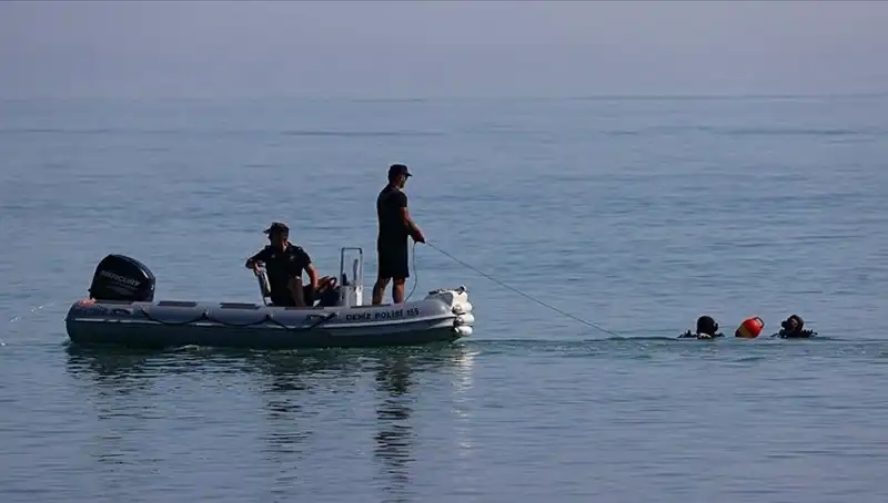 Kuşadası'nda Yaz Tatili Faciası: Serinlemek İçin Girdi, Hayatını Kaybetti