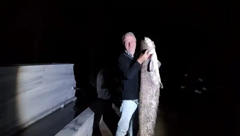 Oltalar Barajda Doğanın Sırrını Açıkladı: 40 Kilo Balık Çıkınca Şok Oldular