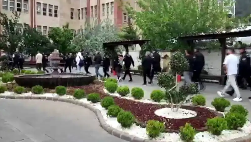 200 Milyon Liralık Vurgunla İlgili Şok Operasyon: 16 Kişi Tutuklandı