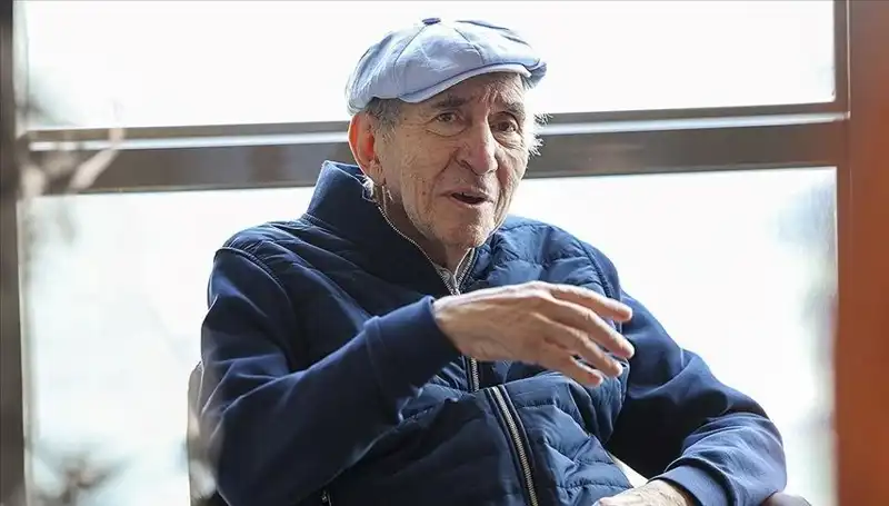Altan Öymen’in Sağlık Durumu: Yoğun Bakımda Tedavi Ediliyor