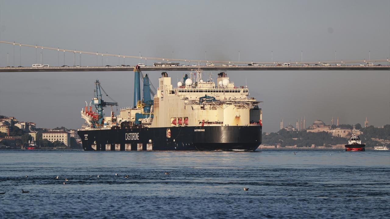 İstanbul Boğazı Yeniden Gemilere Açıldı