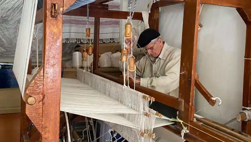 62 Yıldır İpleri Sanata Dönüştüren Usta: Mesleğine Tutkulu Bir Yolculuk