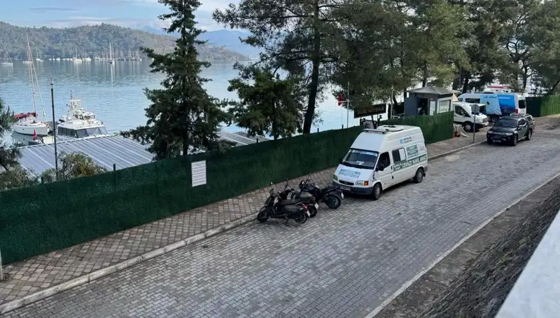 Fethiye'de Düzensiz Göçmen Taşıyan Bot Kaza Yaptı: Olayın Ayrıntıları