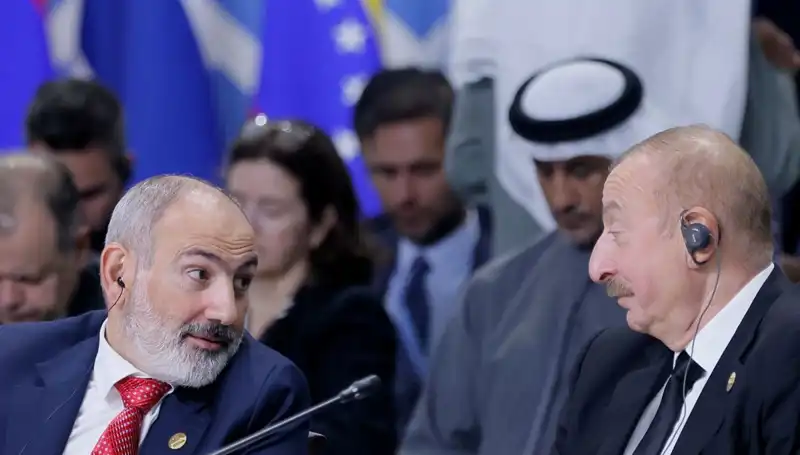 Aliyev ve Paşinyan’dan Tarihi Buluşma: Barış Süreci İçin Önemli Adım