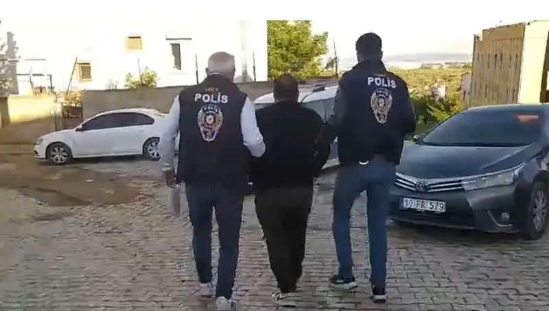 Balıkesir'de Dolandırıcılara Darbe: 4 Kişi Tutuklandı