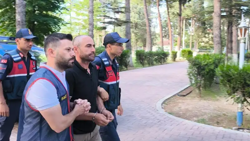 Hırsızlık Seri Katili: 140 Kez Suç İşleyen Çete Çökertildi
