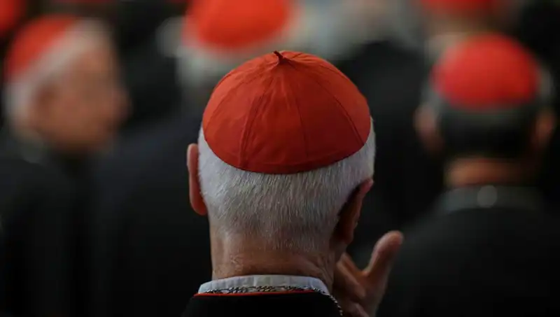Yeni Papa Seçimi İçin Konklav Tarihi Açıklandı: Süreç Başlıyor!