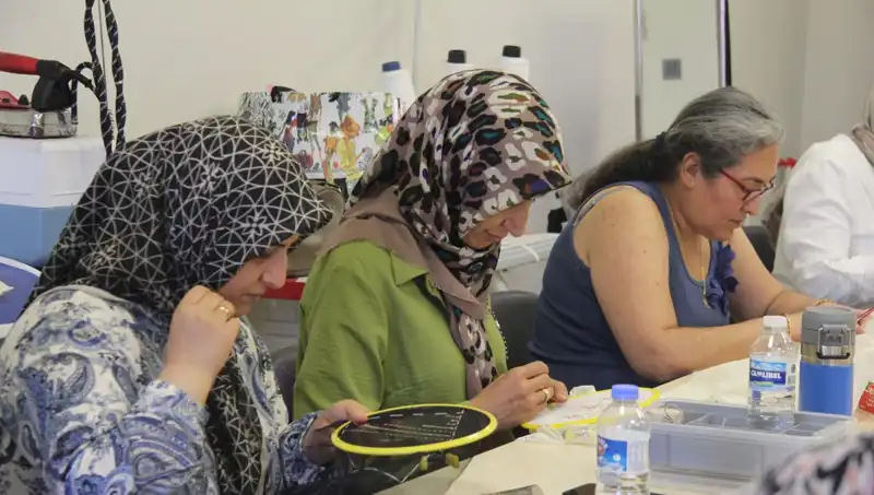 Tel Kırma Sanatıyla Aile Ekonomisine Değer Katıyorlar