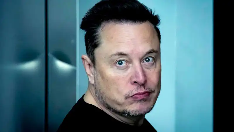 Elon Musk'ın En Büyük Korkusu Gerçek Oluyor: Yapay Zeka Tehdidi