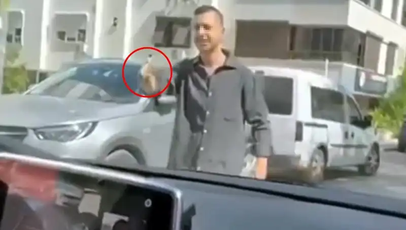 Trafikte Kadınlara Silah Doğrultan Sürücüye İlişkin Şok Gelişmeler